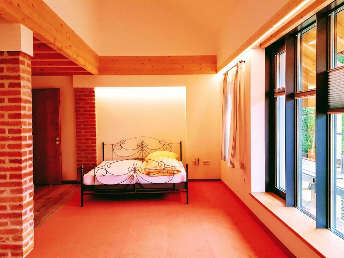Sunhill Appartments, Klimatisiert Winhoring Bagian luar foto