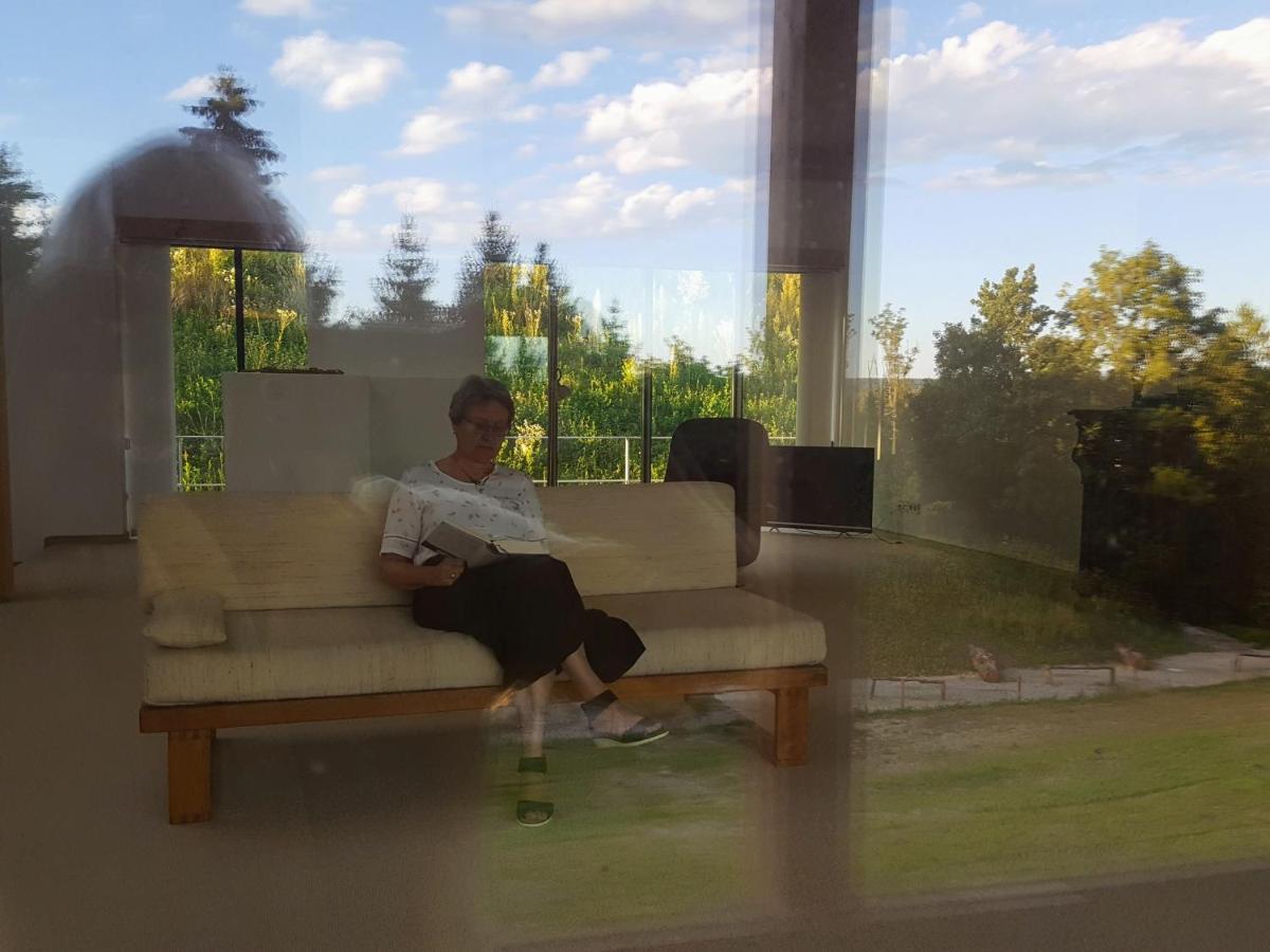 Sunhill Appartments, Klimatisiert Winhoring Bagian luar foto