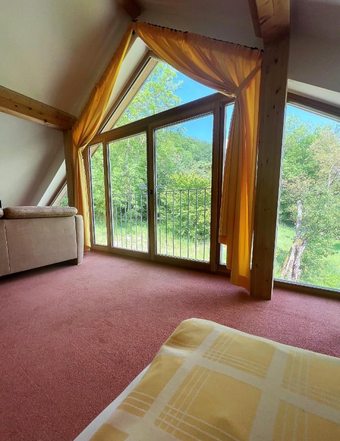 Sunhill Appartments, Klimatisiert Winhoring Bagian luar foto