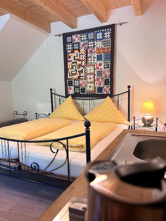 Sunhill Appartments, Klimatisiert Winhoring Bagian luar foto